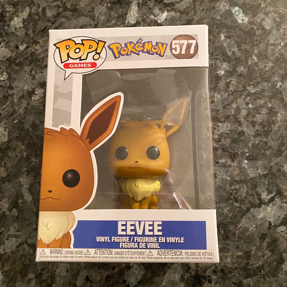 Eevee- Pokemon-Funko Pop! #577 - Picture 1 of 6